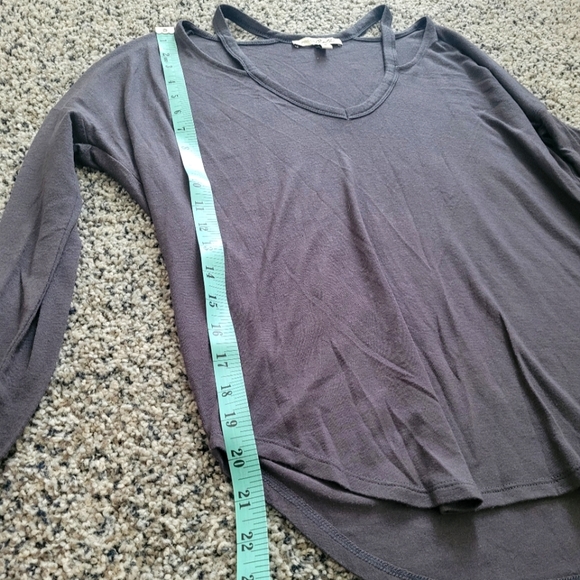 Express One Eleven Slash Neck Top - Picture 5 of 8